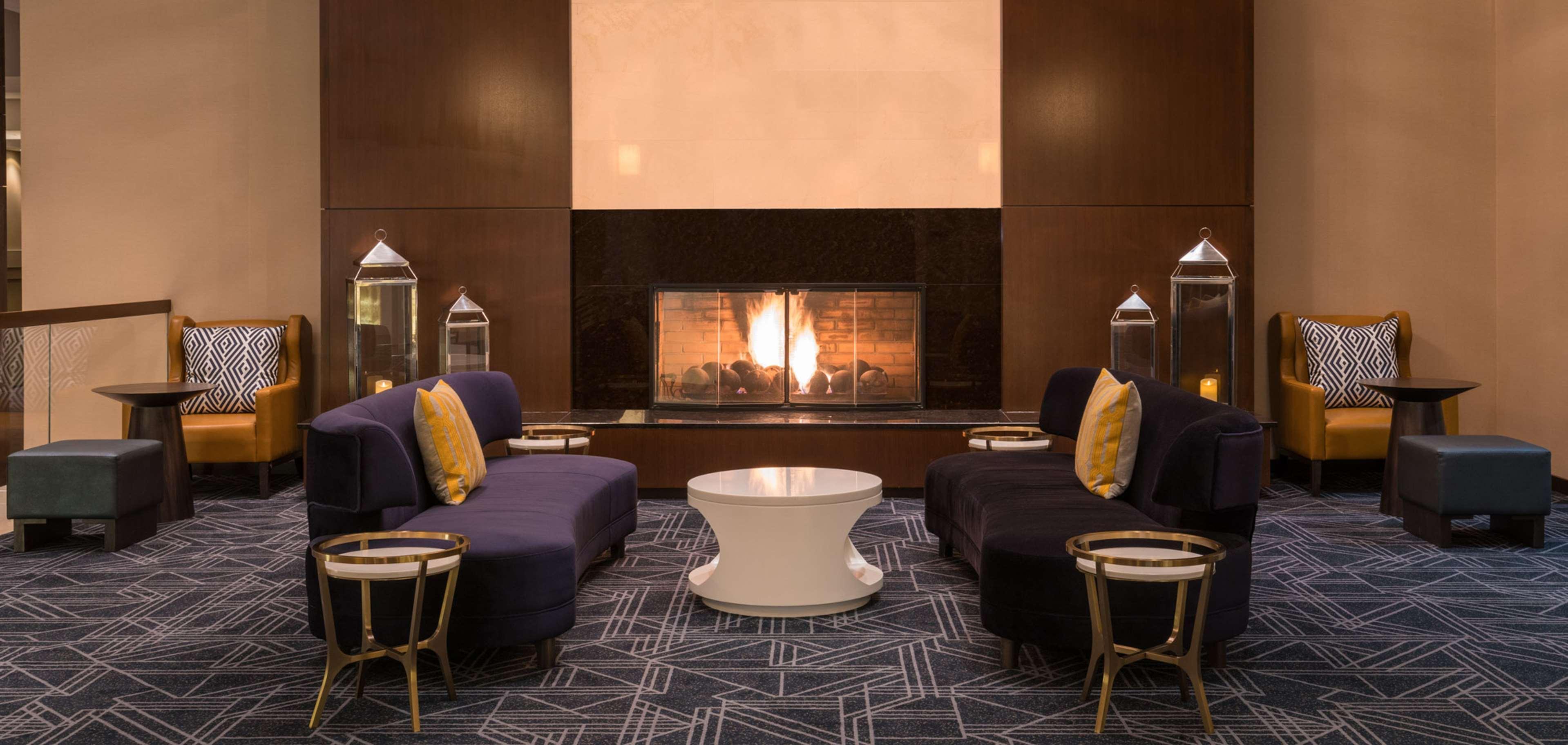 Отель The Saratoga Hilton Саратога-Спрингс Экстерьер фото
