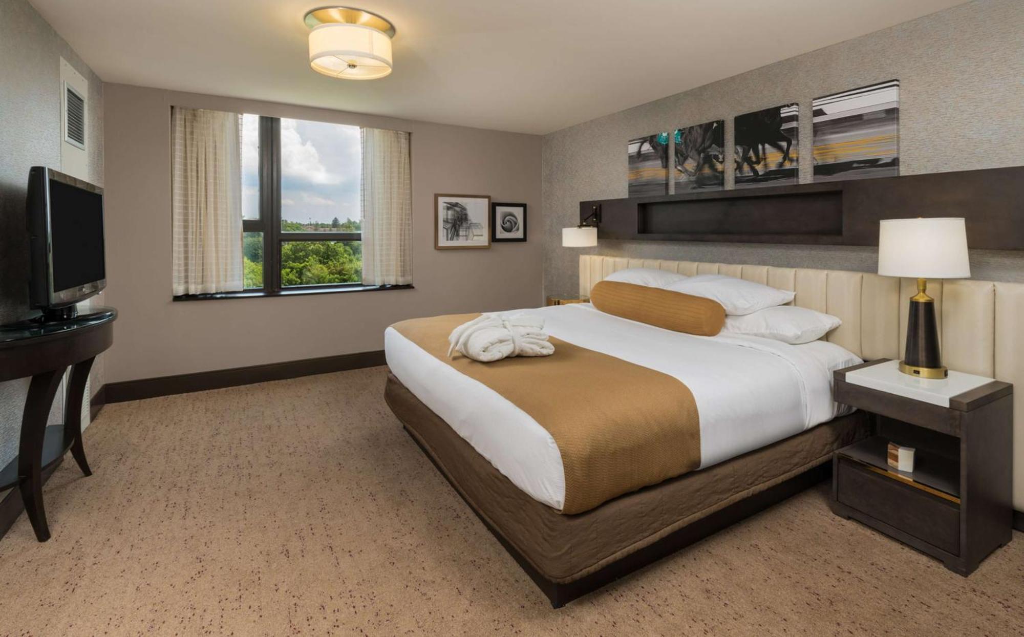 Отель The Saratoga Hilton Саратога-Спрингс Экстерьер фото